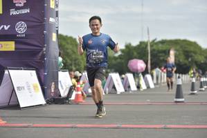 BIB: 0438
                            <button type="button" onclick="openModal(4943667)" class="btn btn-primary btn-sm float-right btn-popup" data-toggle="modal" data-target=".modal-high-quality">
                        <i class="fas fa-shopping-cart"></i> Add to Cart
                    </button>
                                            <button type="button" onclick="isThisMe(4943667, true)" class="btn btn-success btn-sm float-right btn-popup btn-isme hidden" data-toggle="tooltip" data-placement="bottom" title="นี่คือรูปของคุณใช่ไหม คลิกที่นี่เพื่อเอาเข้าอัลบั้ม">
                        <i class="fas fa-plus"></i> Add to album
                    </button>
                    <button type="button" onclick="isThisMe(4943667, false)" class="btn btn-warning btn-sm float-right btn-popup btn-isnotme hidden">
                        <i class="fas fa-ban"></i> Remove from album
                    </button>